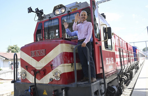 İstanbul'a yeni hat yıl sonu hizmete giriyor Abdulkadir Uraloğlu test sürüşüne katıldı