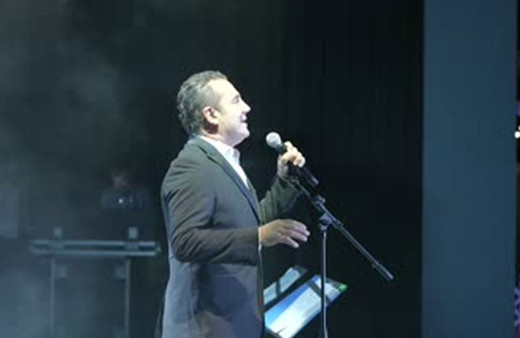 Ferhat Göçer Palandöken Kültür Yolu Festivali'nde sahne aldı