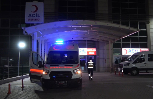 Depremzede aileye büyük acı! 2 yaşındaki bebekleri 3. kattan düştü