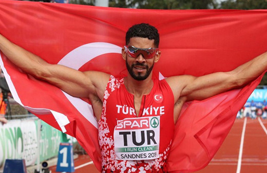 Milli sporcu Escobar, Dünya Atletizm Şampiyonası'nda yarı finalde!