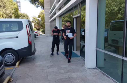 Uyuşturucudan 13 yıl hapis cezası bulunan kişi, 5 farklı uyuşturucuyla yakalandı!