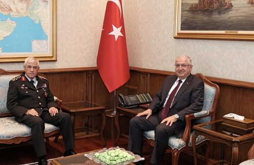 Yaşar Güler, Orgeneral Arif Çetin'i makamında kabul etti