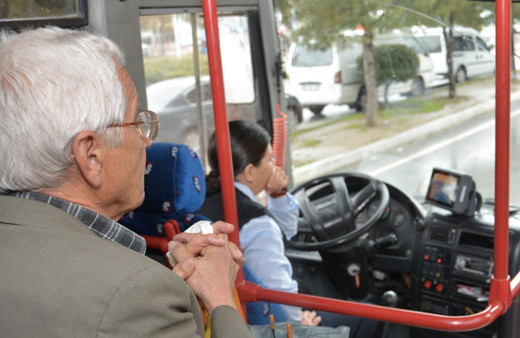 Tüketiciler Birliği'nden '65 yaş ve üstüne ücretsiz ulaşımın kaldırılması'na ilişkin açıklama