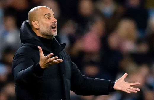 Manchester City teknik direktörü Pep Guardiola ameliyat oldu