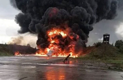 Ukrayna’nın insansız hava aracı, Rus süpersonik bombardıman uçağını imha etti