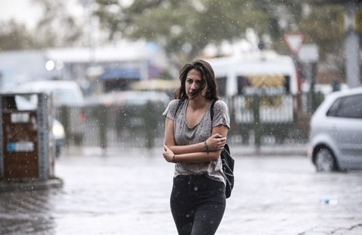 Şemsiyeleri hazırlayın, birden bastıracak! Meteoroloji bu illere saat verdi!
