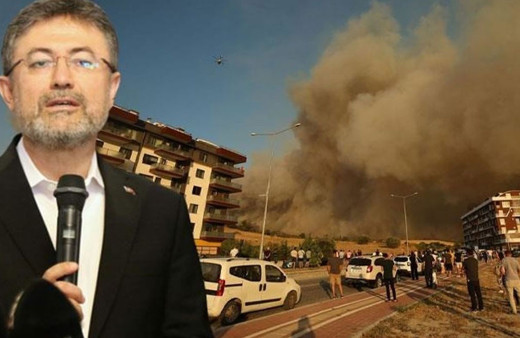 Tarım ve Orman Bakanı Yumaklı: Çanakkale'deki yangında 6 köy tahliye edildi, herhangi bir can kaybı yok
