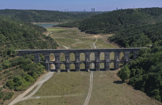 İstanbul'a su sağlayan barajlar kuruyor!