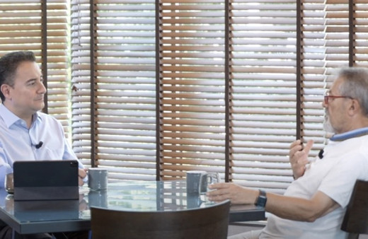 Babacan: Hazırlıklarımızı hükûmete gönderdim en üste deprem raporunu koydum