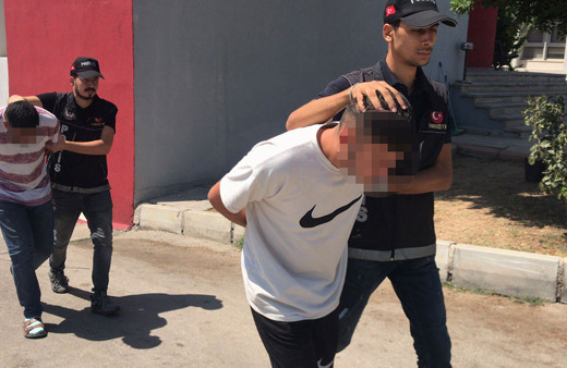 Adana'da uyuşturucu operasyonu! Birçok uyuşturucu madde ele geçirildi