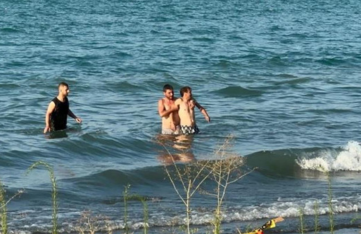 İznik Gölü'ne giren 8 yaşındaki çocuk boğuldu