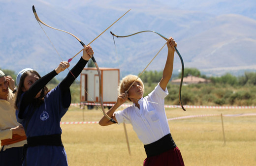 Mengücek Gazi Hava Koşusu Türkiye Şampiyonası, Erzincan'da başladı