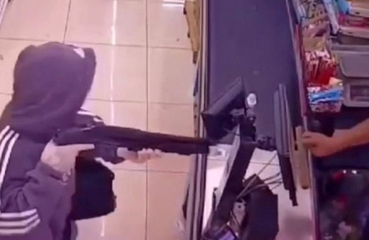 İzmir’de süpermarket soygununda 1 kişi tutuklandı!