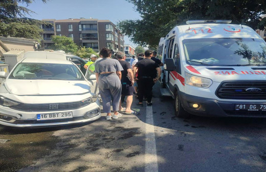 Düzce'de feci kaza! Otomobil ve ticari araç birbirine girdi: 1'i bebek 5 kişi yaralandı