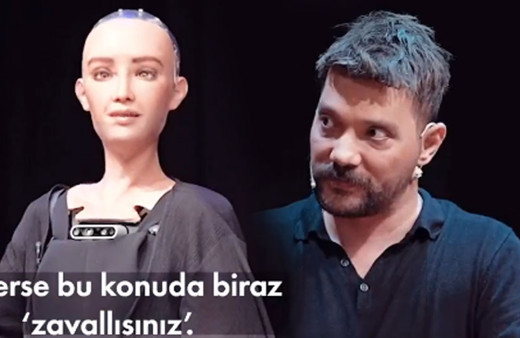 Oğuzhan Uğur'un programında Robot Sophia'nın yanıtları gündem oldu