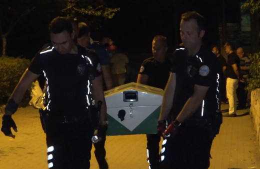 Evde karısıyla yasak aşkını bastı kurşun yağdırdı! Polise gidip teslim oldu