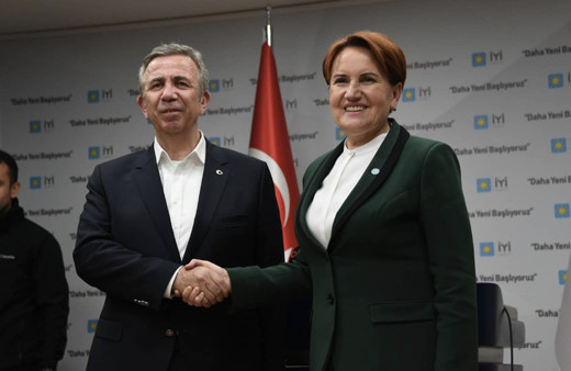 İYİ Parti'den canlı yayını karıştıran Mansur Yavaş açıklaması! Kimse ne diyeceğini bilemedi