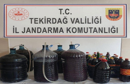 Tekirdağ'da kaçak içki operasyonu! 158 litre kaçak içki ele geçirildi