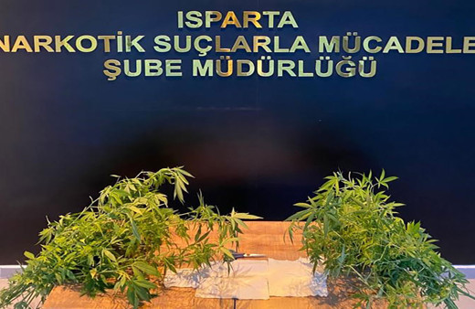 Isparta'da uyuşturucu operasyonu! Çok sayıda uyuşturucu ele geçirildi, 2 tutuklama