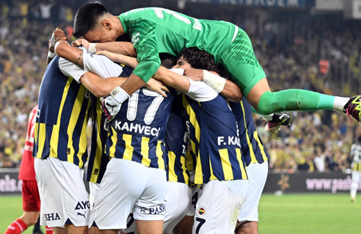 Fenerbahçe, Twente'yi deplasmanda 1-0 mağlup etti