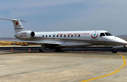 Ambulans uçak Şanlıurfa'daki 3 bebek için havalandı!