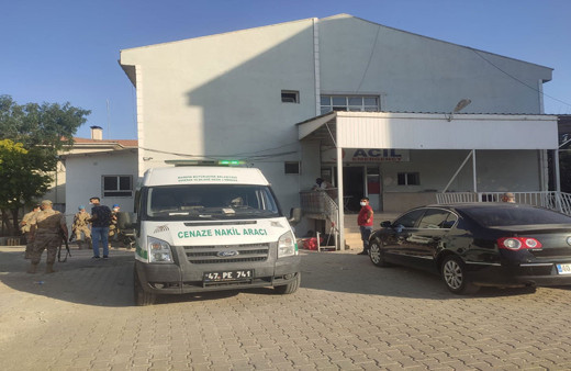 Evinin balkonunda eşinin gözü önünde silahlı saldırıya uğradı!