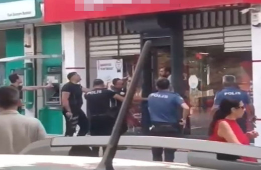 Adana'da çalışanı rehin alan kişi dehşeti yaşattı! 'Mağdur edildim' dedi pompalı tüfekle rehin aldı