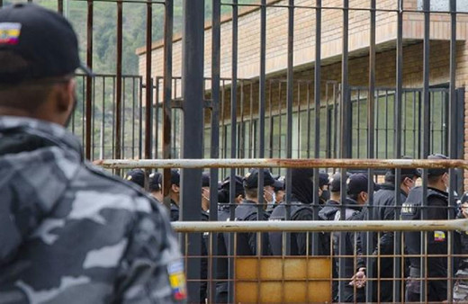 Ekvador'da 6 cezaevinde 57 gardiyan ve 7 polis rehin alındı