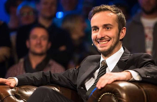 Erdoğan'a hakaret etmişti! Alman 'komedyen' zorda: Rekor tazminat talep edildi