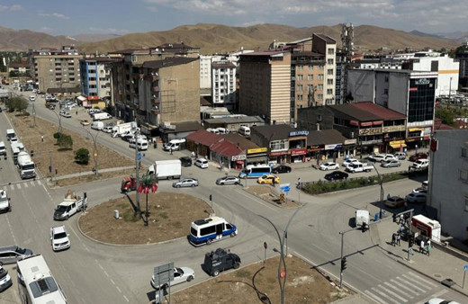 Hakkari'de 7 yıldır kapalı olan İpekyolu, nihayet trafiğe açılıyor!