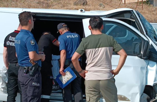 Samsun'da para dolu nakil aracı otobüsle çarpıştı: 4 kişi yaralandı!