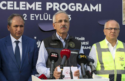 Bakan Uraloğlu: Ankara-İzmir arası 14 saatten 3,5 saate düşecek