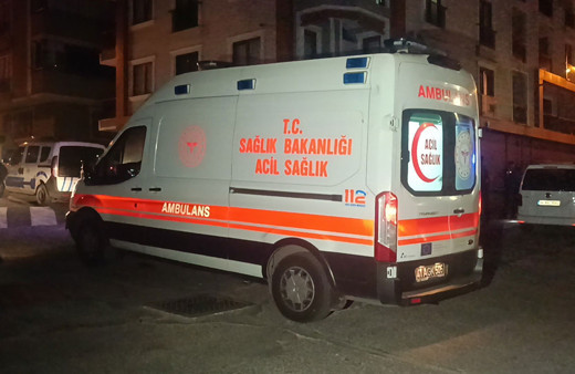 Tartıştığı eski ev arkadaşını sokak ortasında bacağından vurdu!