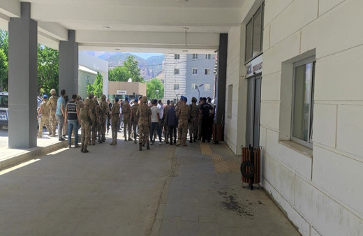 Batman'da el freni çekilmeyen iş makinasının altında kalan 15 yaşındaki çocuk can verdi!