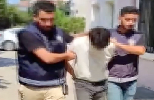 Küçükçekmece'de uyuşturucu sattığı şüpheli motosiklet sürücüsü tutuklandı!