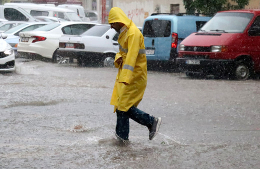 Meteoroloji'den İstanbul dahil 11 il için kritik uyarı! Çok kuvvetli olacak bu saate aman dikkat!