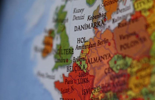 Belçika'da zorunlu cinsellik eğitim tartışması! Eğitim bakanı da savundu!