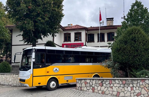 Türkiye'de bir ilçede halk otobüsleri öğrencilere ücretsiz oldu