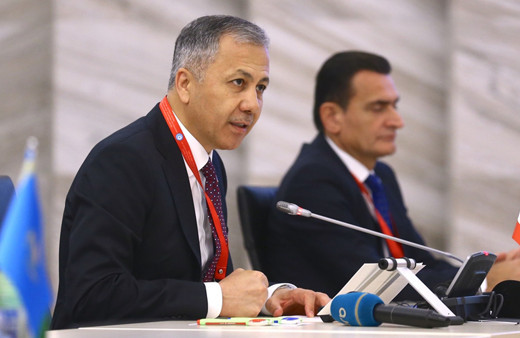 Bombalı saldırı hazırlığındaki 5 terörist yakalandı! Bakan Ali Yerlikaya duyurdu