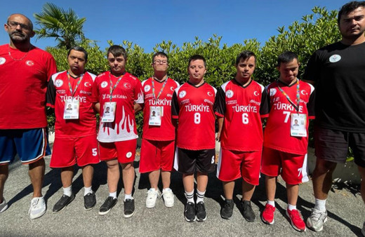 Down Sendromlu Milli Basketbol Takımı, Avrupa Şampiyonası'nda yarı finalde!