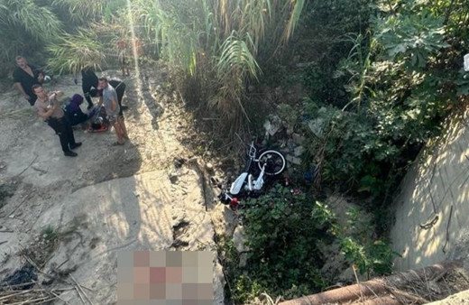 Aydın'da motosiklet dere yatağına uçtu: 2 kişi ağır yaralı!