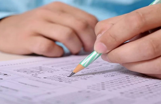 Liselerdeki sınavlarda yeni dönem! Test usulü sınav kalktı yeni yöntem Resmi Gazete'de