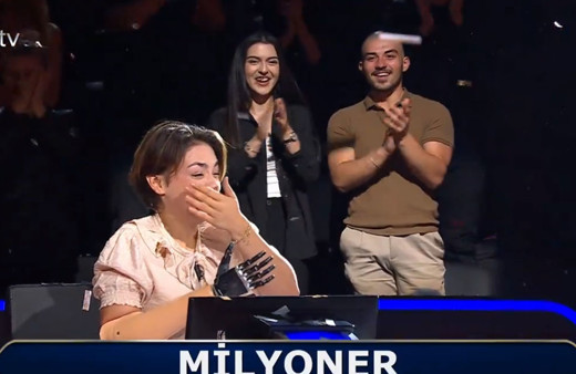 Kim Milyoner Olmak İster'de tarihi gece! Rabia Birsen Güvercin büyük ödülün sahibi oldu işte 1 milyonluk o soru