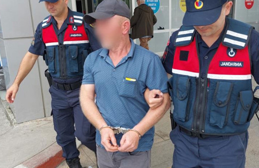 2 kilo 355 gram esrarla yakalandı ve serbest bırakıldı!