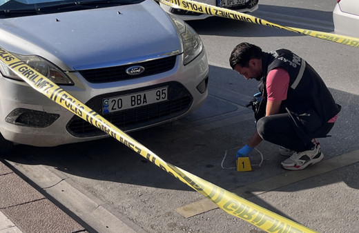 Denizli'de silahlı saldırı! Bir kadın yaralandı, şüpheli kaçtı!