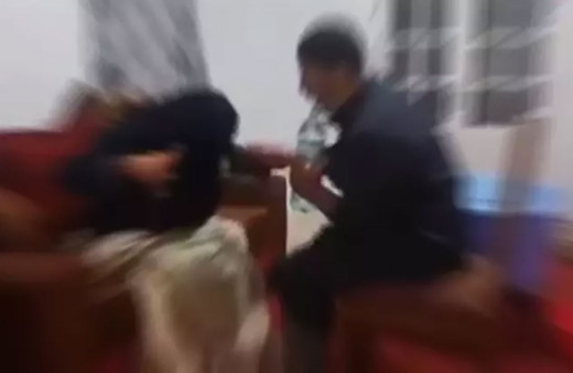 'Cinsel ilişkiye girelim muskanın etkisi artsın!' Muskacı Hoca, gizlice çekip cinsel istismarda bulunup parasını aldı