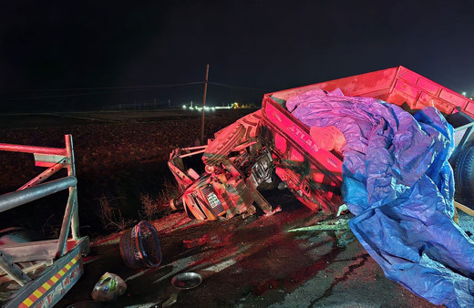 Adıyaman'da zincirleme kaza! 3 araç birbirine girdi: 3 yaralı