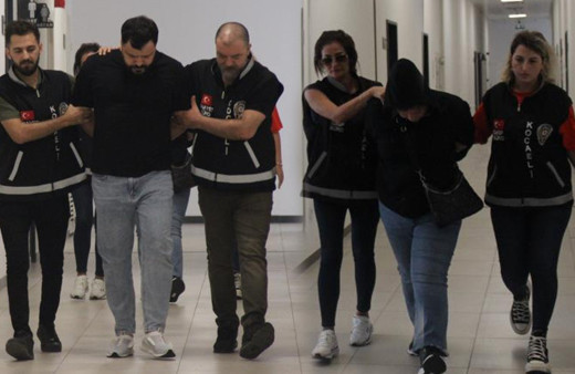 Cinayet zanlısı 3 yıl sonra yakalandı ekipler evde hiç beklemedikleri görüntüyle karşılaştı