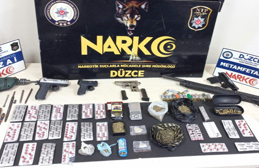 Düzce'de zehir tacirlerine şafak operasyonu!