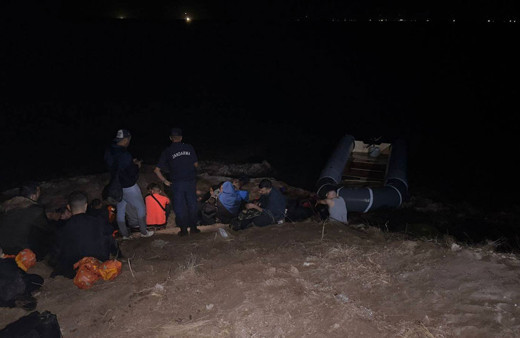 Aydın'da jandarma 29 kaçak göçmen yakaladı!